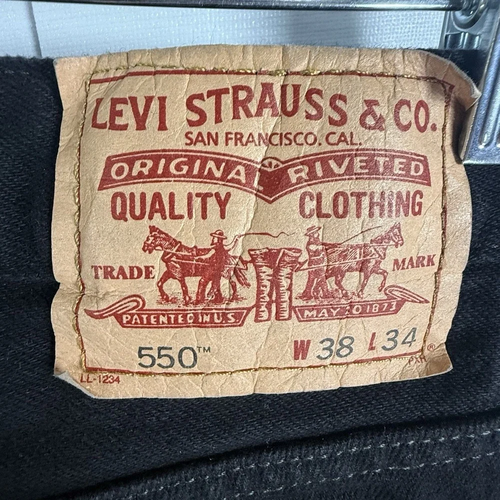 Levis levi 550